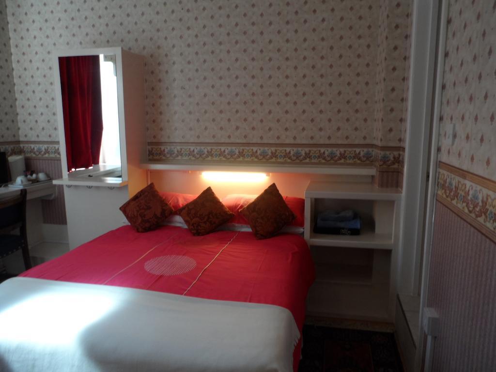 Galway Guest House Weymouth Kamer foto